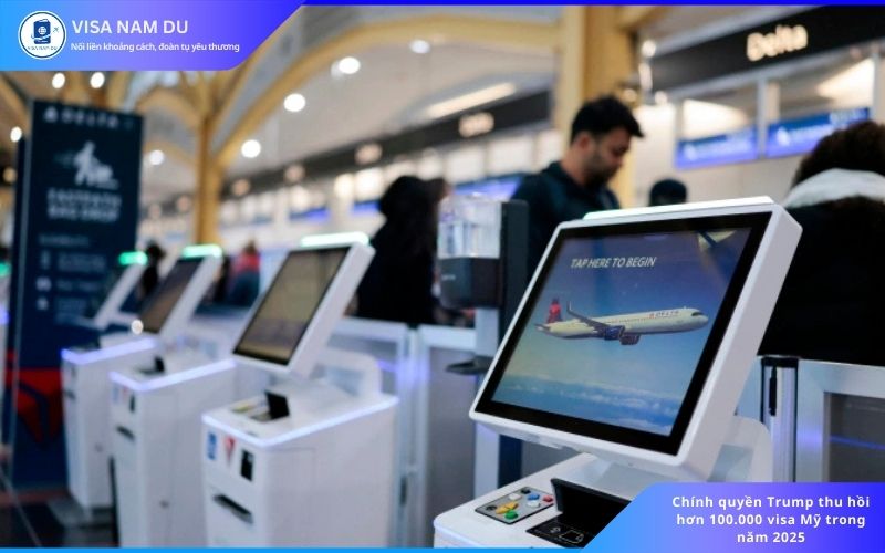 Chính quyền Trump thu hồi hơn 100.000 visa Mỹ trong năm 2025